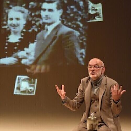 ein-ganz-gewohnlicher-jude-theaterhaus-schauspiel